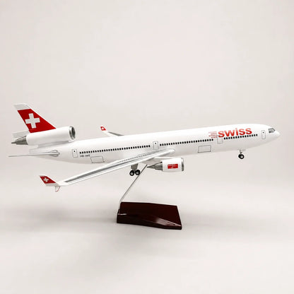 SWISS McDonnell Douglas MD-11 1:130 Scale Model — view 2