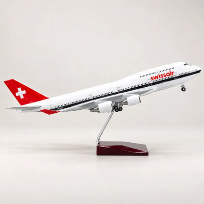 SWISS Boeing 747 1:150 Scale Model — view 3