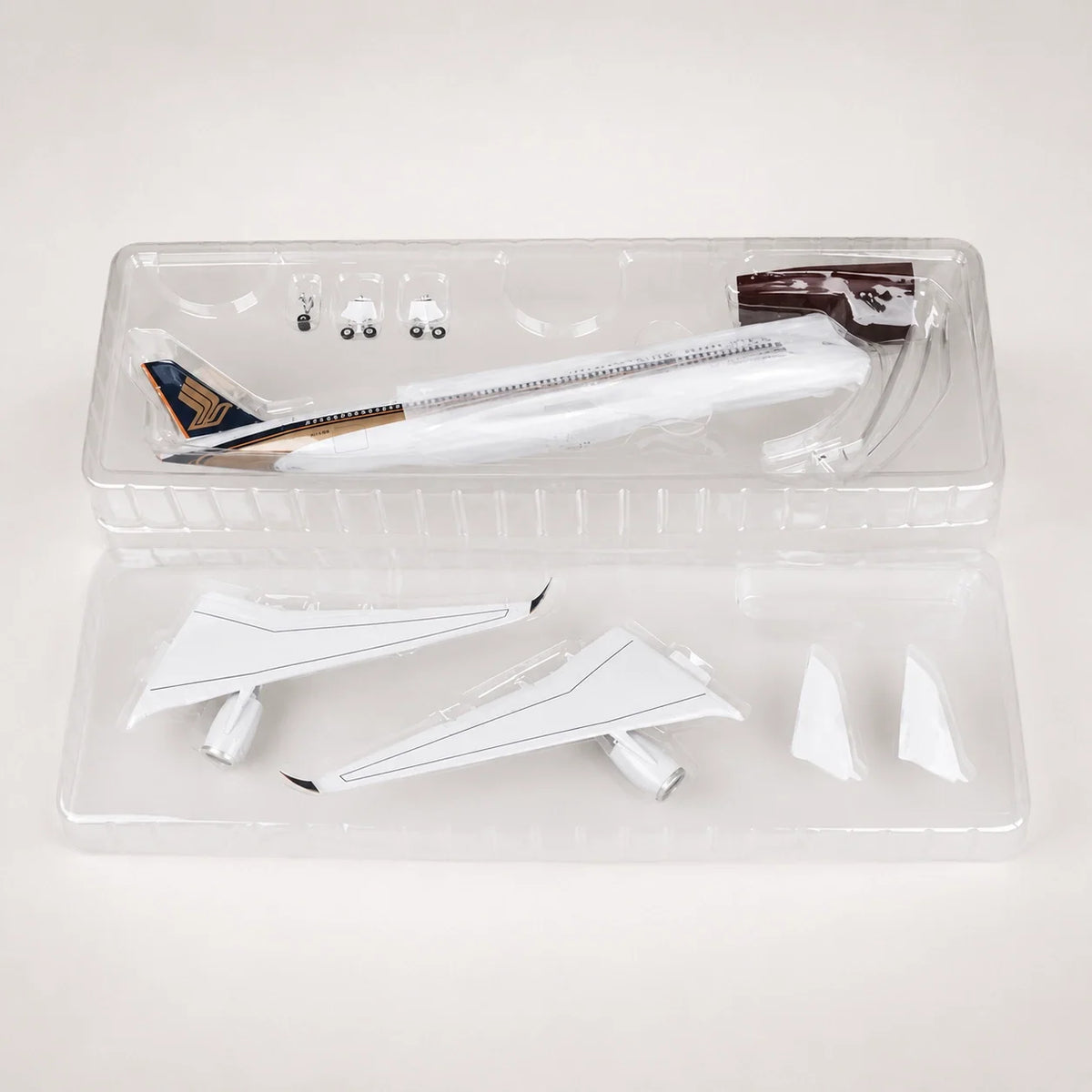 Singapore Airlines Airbus A350 1:142 Scale Model — view 9