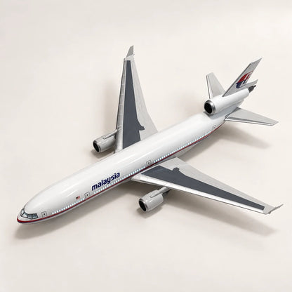 Malaysia Airlines McDonnell Douglas MD-11 1:130 Scale Model — view 8