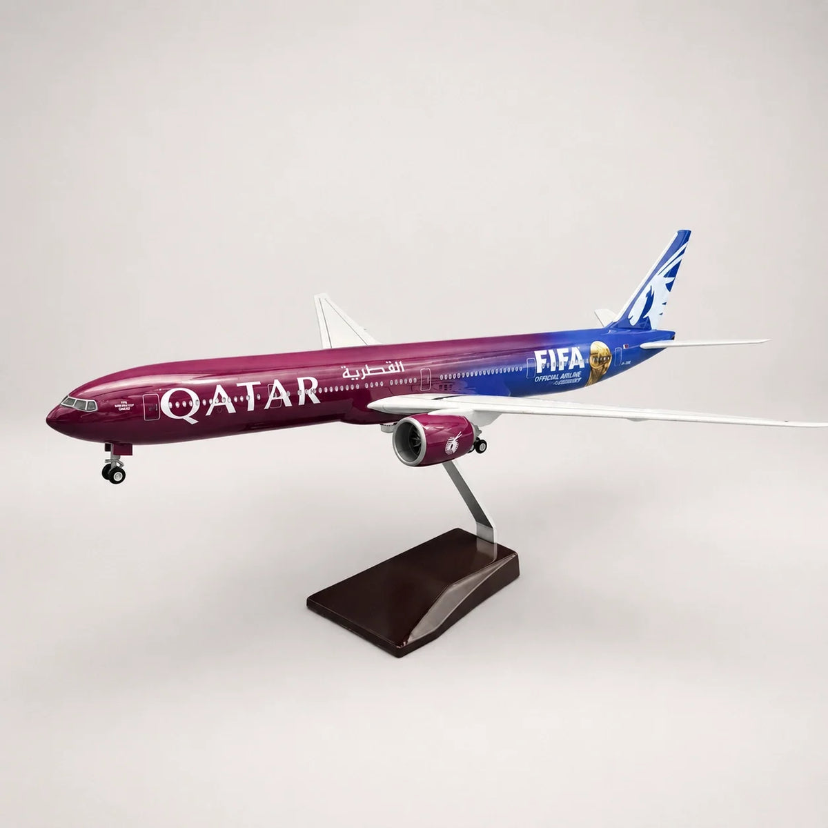 Qatar Airways Boeing 777 FIFA World Cup Edition 2026 1:157 Scale Model — view 5
