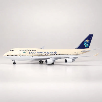 Saudia Boeing 747 1:150 Scale Model — view 11