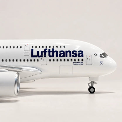 Lufthansa Airbus A380 New Livery 1:160 Scale Model — view 13