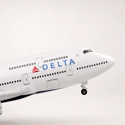 Delta Air Lines Boeing 747 1:150 Scale Model — view 14