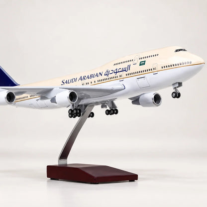 Saudia Boeing 747 1:150 Scale Model — view 6