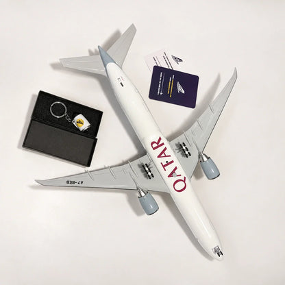 Qatar Airways Boeing 777-300ER 1:157 Scale Model — view 15