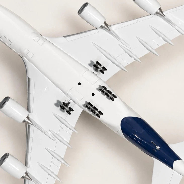 Lufthansa Airbus A380 New Livery 1:160 Scale Model — view 15