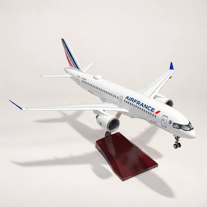 Air France Airbus A220-300 1:100 Scale Model — view 3