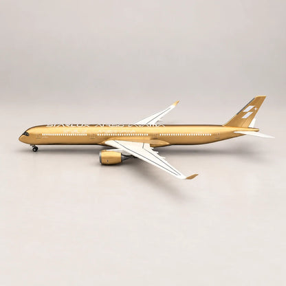 STARLUX Airlines Airbus A350-1000 Gold Livery 1:157 Scale Model — view 8