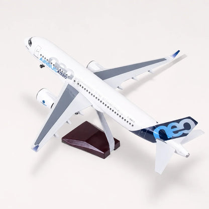 Airbus A320neo Prototype 1:80 Scale Model — view 3