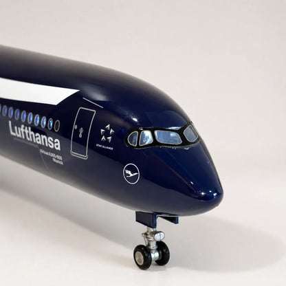 Lufthansa Airbus A350 100 Years Edition 1:142 Scale Model — view 11