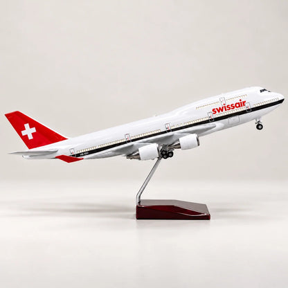 SWISS Boeing 747 1:150 Scale Model — view 2