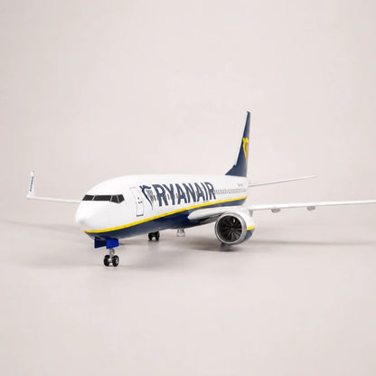 Ryanair Boeing 737 1:85 Scale Model — view 7