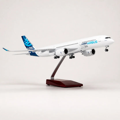 Airbus A350 XWB Prototype 1:142 Scale Model — view 2