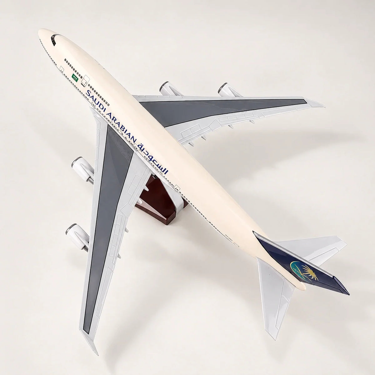 Saudia Boeing 747 1:150 Scale Model — view 3