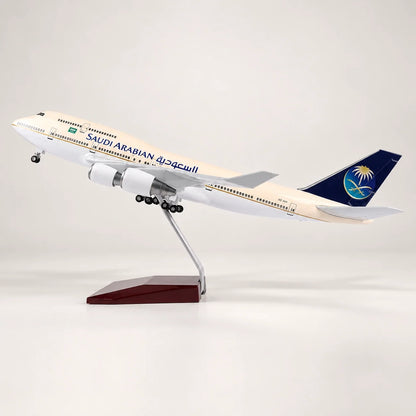 Saudia Boeing 747 1:150 Scale Model — view 2