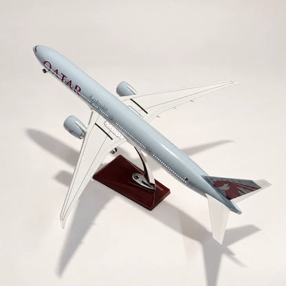 Qatar Airways Boeing 777-300ER 1:157 Scale Model — view 5