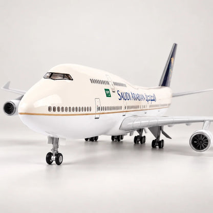 Saudia Boeing 747 1:150 Scale Model — view 13