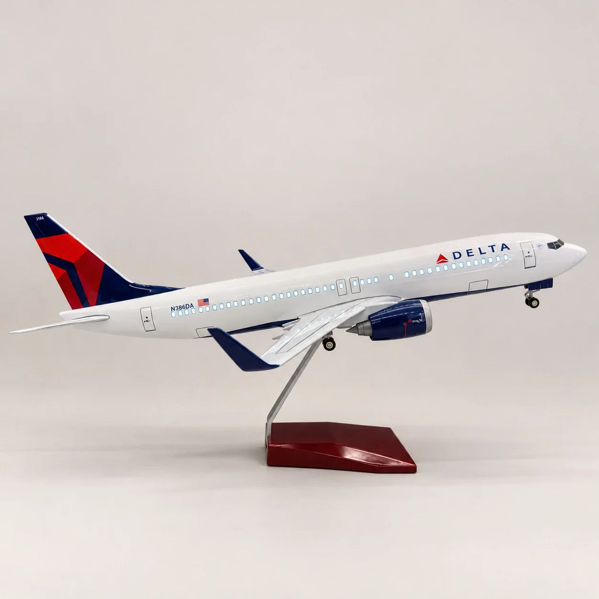 Delta Air Lines Boeing 737 1:85 Scale Model — view 2