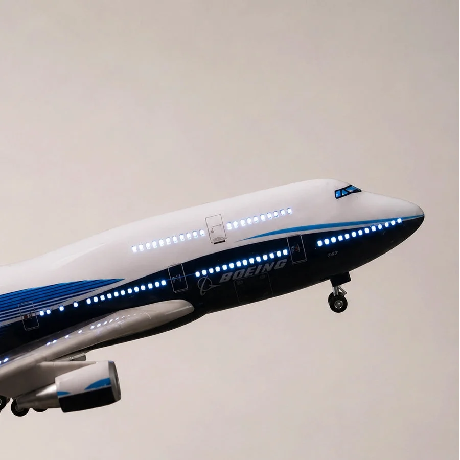 Boeing 747 Prototype 1:150 Scale Model — view 14