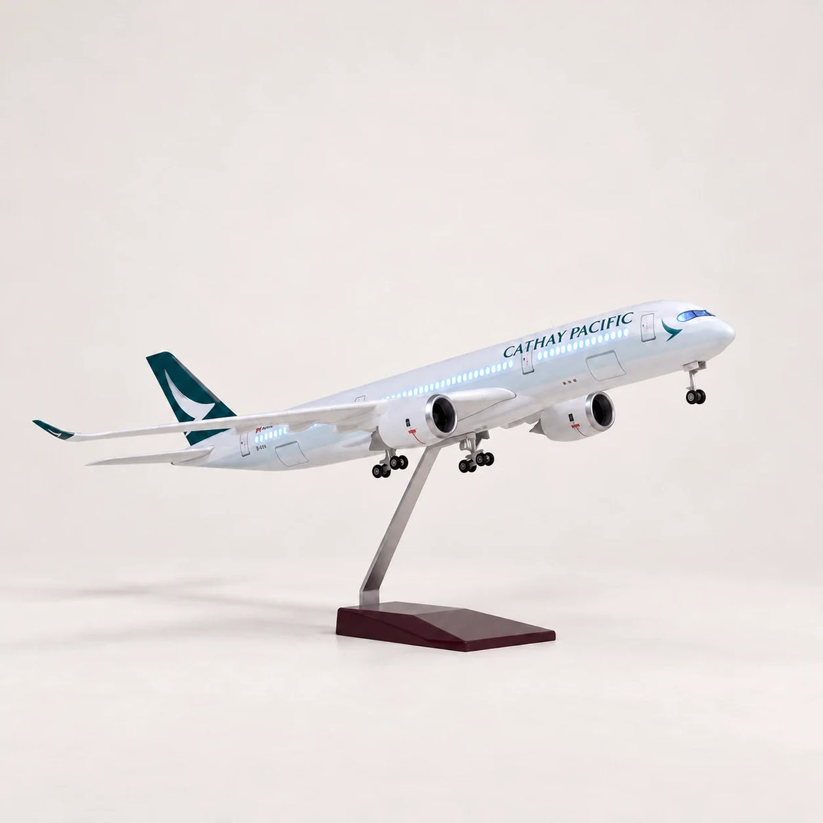 Cathay Pacific Airbus A350 1:142 Scale Model — view 4