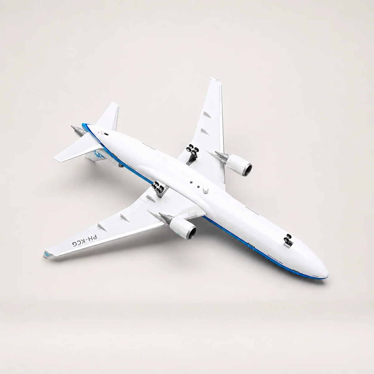 KLM Royal Dutch Airlines Boeing 787-10 1:145 Scale Model — view 13
