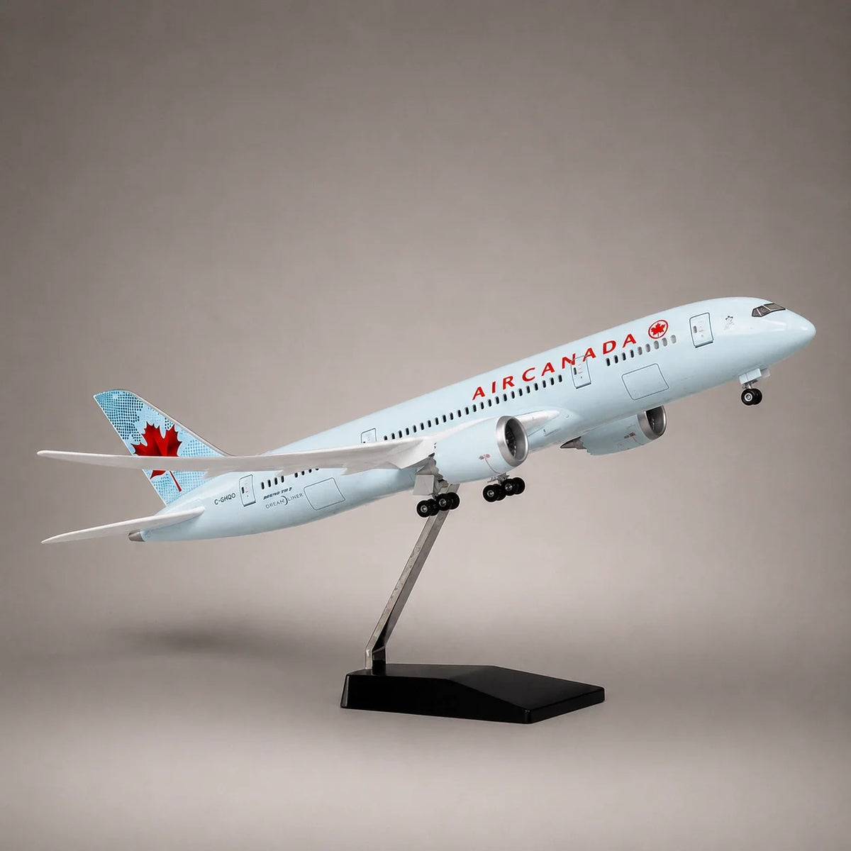 Air Canada Boeing 787 1:130 Scale Model — view 5