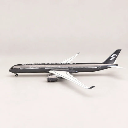 STARLUX Airlines Airbus A350-1000 Silver Livery 1:157 Scale Model — view 8