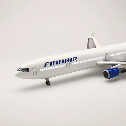 Finnair McDonnell Douglas MD-11 1:130 Scale Model — view 6
