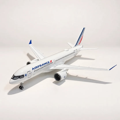 Air France Airbus A220-300 1:100 Scale Model — view 9