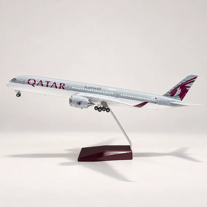 Qatar Airways Airbus A350-1000 1:157 Scale Model